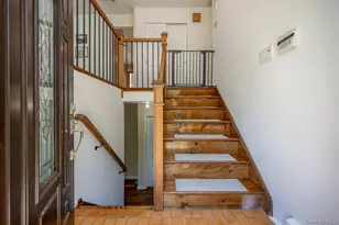 4 Apple Ct, Nanuet, NY 10954 - Photo 3