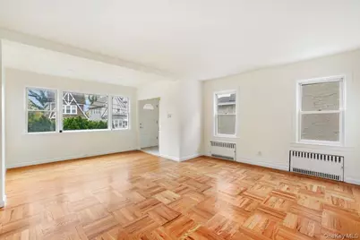 32 Crestmont Avenue, Yonkers, NY 10704 - Photo 7