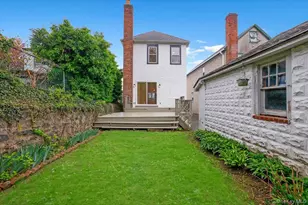 32 Crestmont Ave, Yonkers, NY 10704 - Photo 3