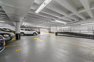 70-25 Yellowstone Blvd, Forest Hills, NY 11375 - Photo 43