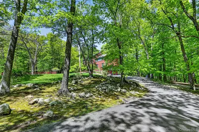 372 Bramertown Road, Tuxedo Park, NY 10987 - Photo 3
