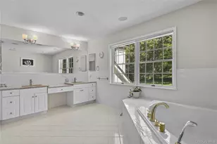 6 Horton Ct, West Harrison, NY 10604 - Photo 13