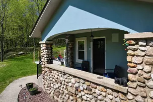 33 Horton Rd, Bloomingburg, NY 12721 - Photo 5