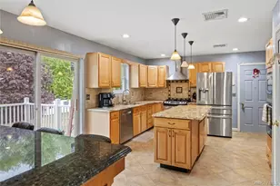 10 Marino Dr, Wallkill, NY 12589 - Photo 9