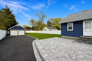 155 Jayne Ave, Patchogue, NY 11772 - Photo 19