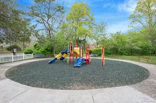 144 Golf Ln, Medford, NY 11763 - Photo 31