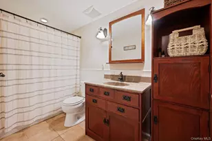 144 Golf Ln, Medford, NY 11763 - Photo 23