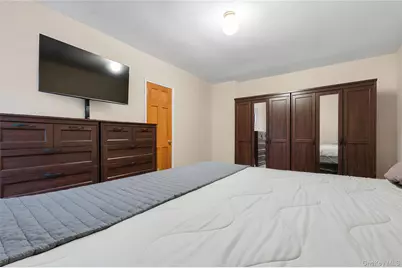 67-35 Yellowstone Boulevard #2B, Forest Hills, NY 11375 - Photo 7