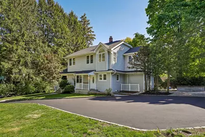 9 Talmadge Drive, Huntington Station, NY 11746 - Photo 3