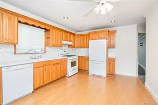 884 Saw Mill River Rd, Yonkers, NY 10710 - Photo 3