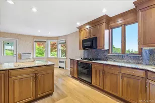 11 Malvern Rd, Scarsdale, NY 10583 - Photo 3