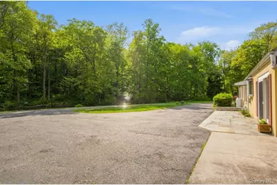 5 Primrose Street, Katonah, NY 10536 - Photo 21