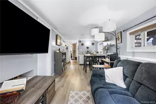 17 Seaver Ln, Smithtown, NY 11787 - Photo 13