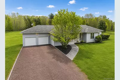 354 Petticoat Lane, Bloomingburg, NY 12721 - Photo 1