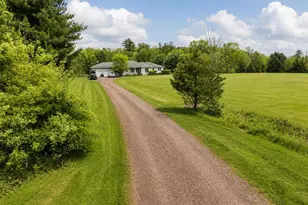 354 Petticoat Ln, Bloomingburg, NY 12721 - Photo 3