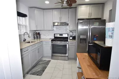 15004 123rd Avenue, Jamaica, NY 11434 - Photo 9
