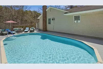 18 Beaver Lane W, Westhampton, NY 11977 - Photo 19