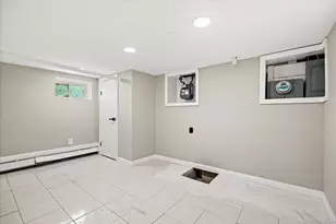 221-02 114th Ave, Cambria Heights, NY 11411 - Photo 17