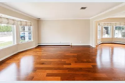 104 Locust Avenue, Rockville Centre, NY 11570 - Photo 5