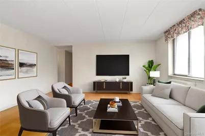 136-17 Maple Avenue #5H, Flushing, NY 11355 - Photo 1