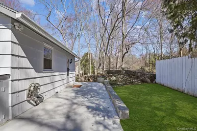 300 Waccabuc Road #2, Goldens Bridge, NY 10526 - Photo 19