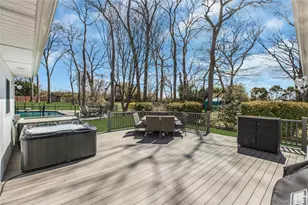 132 Washington Ave, Plainview, NY 11803 - Photo 3