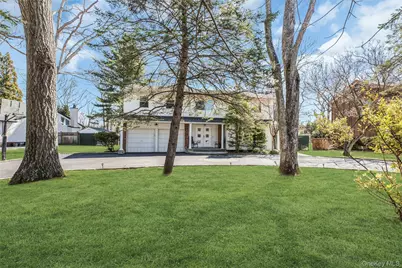 132 Washington Avenue, Plainview, NY 11803 - Photo 1