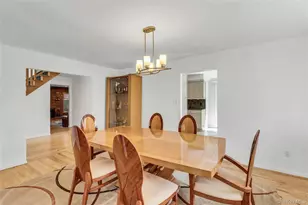 132 Washington Ave, Plainview, NY 11803 - Photo 13