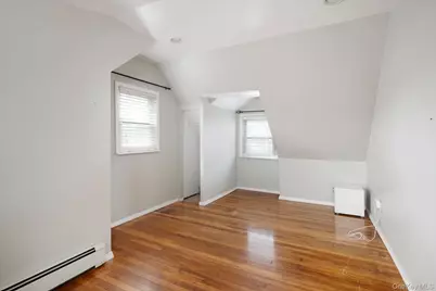 675 Little East Neck Road, West Babylon, NY 11704 - Photo 13
