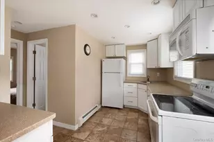675 Little East Neck Rd, West Babylon, NY 11704 - Photo 7