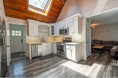 48 Springville Road, Hampton Bays, NY 11946 - Photo 23