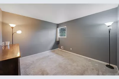 29 Franklin Street, Islip, NY 11751 - Photo 25