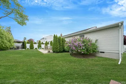 29 Franklin Street, Islip, NY 11751 - Photo 33