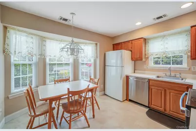 41 Theodore Drive, Coram, NY 11727 - Photo 15