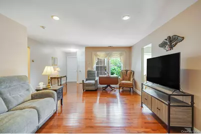 41 Theodore Drive, Coram, NY 11727 - Photo 11