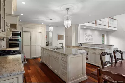 8 Far Hill Lane, Pleasantville, NY 10570 - Photo 11