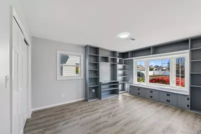 244 Water Lane S, Wantagh, NY 11793 - Photo 5