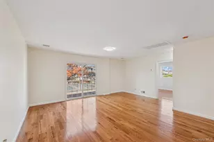 244 Water Ln S, Wantagh, NY 11793 - Photo 23