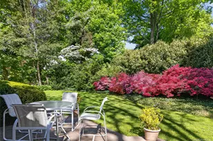 247 Buckram Rd, Locust Valley, NY 11560 - Photo 25