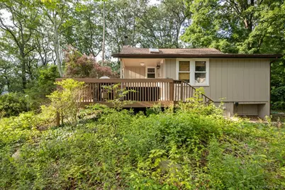 56 Bluff Avenue, Greenwood Lake, NY 10925 - Photo 3