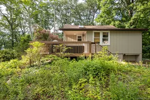 56 Bluff Ave, Greenwood Lake, NY 10925 - Photo 3