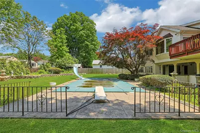 25 Tennyson Drive, Nanuet, NY 10954 - Photo 1