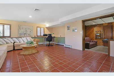 25 Tennyson Drive, Nanuet, NY 10954 - Photo 29