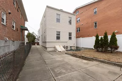 61-17A 165th Street, Fresh Meadows, NY 11365 - Photo 39