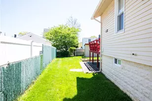 828 Jefferson St, Baldwin, NY 11510 - Photo 25
