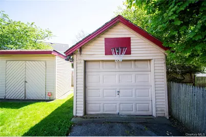 828 Jefferson Street, Baldwin, NY 11510 - Photo 29