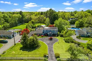 199 Split Rock Rd, Syosset, NY 11791 - Photo 3