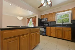 82 Morris Dr, East Meadow, NY 11554 - Photo 9