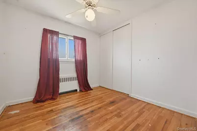 82 Morris Drive, East Meadow, NY 11554 - Photo 17