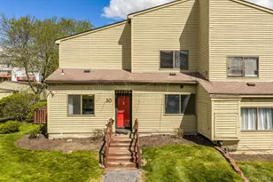 30 Sycamore Ct, Highland Mills, NY 10930 - Photo 5